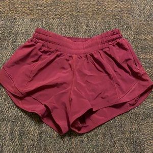 Lululemon Size 6 Maroon Shorts